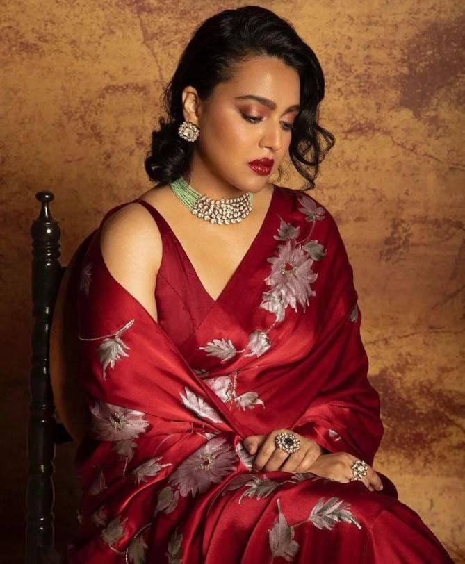 Red Queen Heavy Stain Silk Party Wear Sarees Catalog